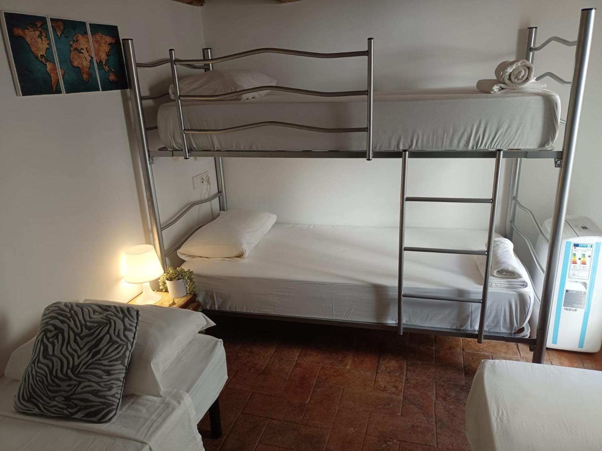 Habitacion Para Grupos Hasta 8 En Plena Rambla De Cataluna Барселона Экстерьер фото