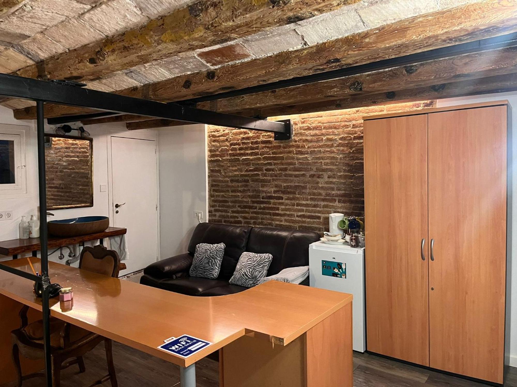 Habitacion Para Grupos Hasta 8 En Plena Rambla De Cataluna Барселона Экстерьер фото